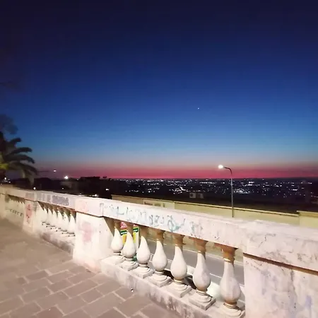 Lejlighed La Casa Di Lu' Tivoli
